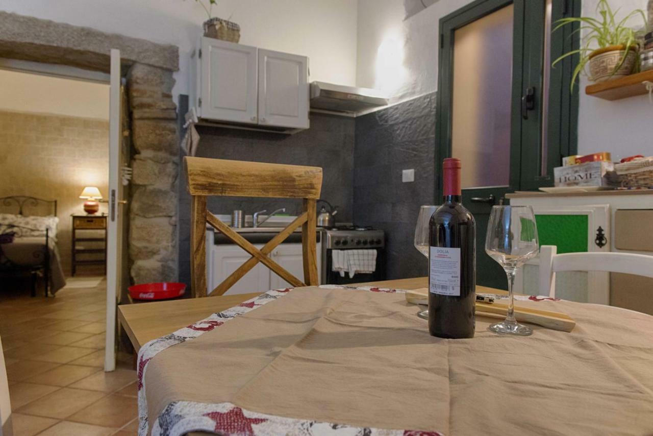 La Casetta Al Centro Di Olbia Zewnętrze zdjęcie